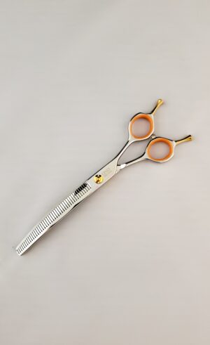 Curved Thinner Fluffer 7 inch 38 Teeth